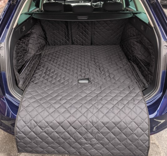 Volkswagen Passat 2014 - 2023 (Estate) Fully Tailored Boot Liner